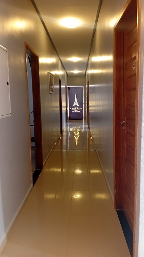 Corredor interno do Hotel Paris Moju
